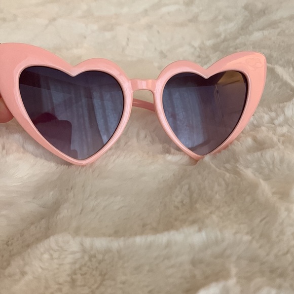 Pink Heart Sunglasses - Picture 2 of 2